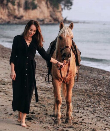 <span style="font-weight: bold;">КОННАЯ АБХАЗИЯ </span>